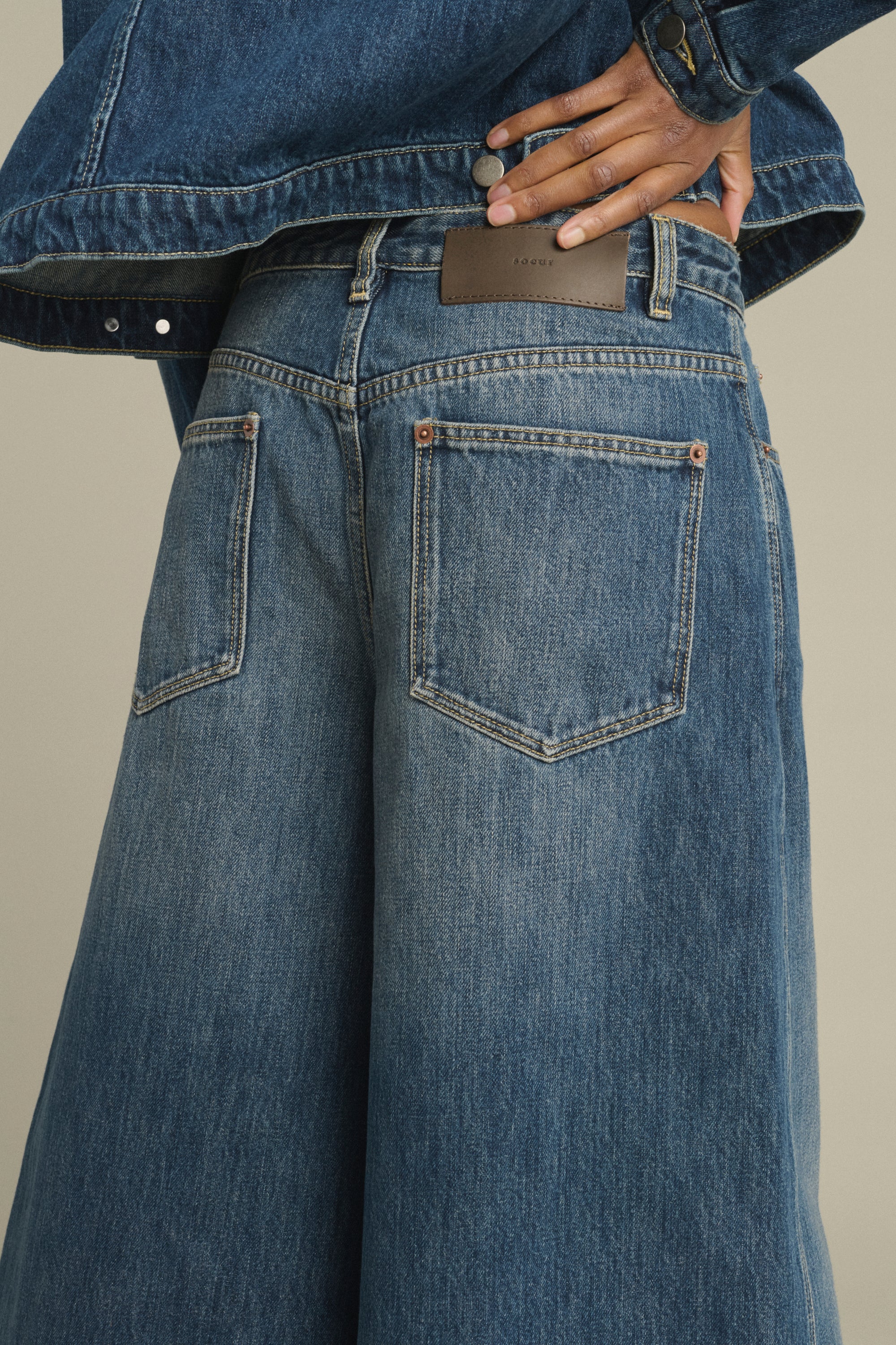 Denim Bleu Delave Joyce Womens Cropped Denim Pants Soeur Clothing