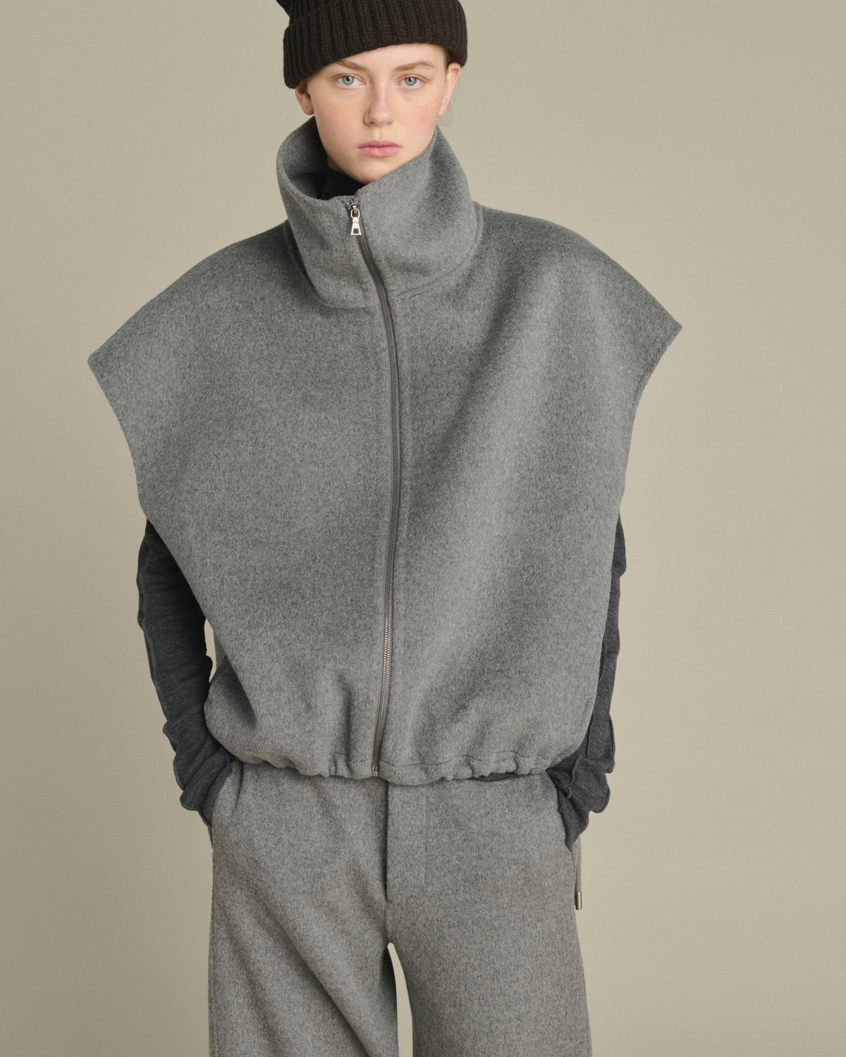 Gris Clair Juno Womens Zp Up Vest Soeur Clothing