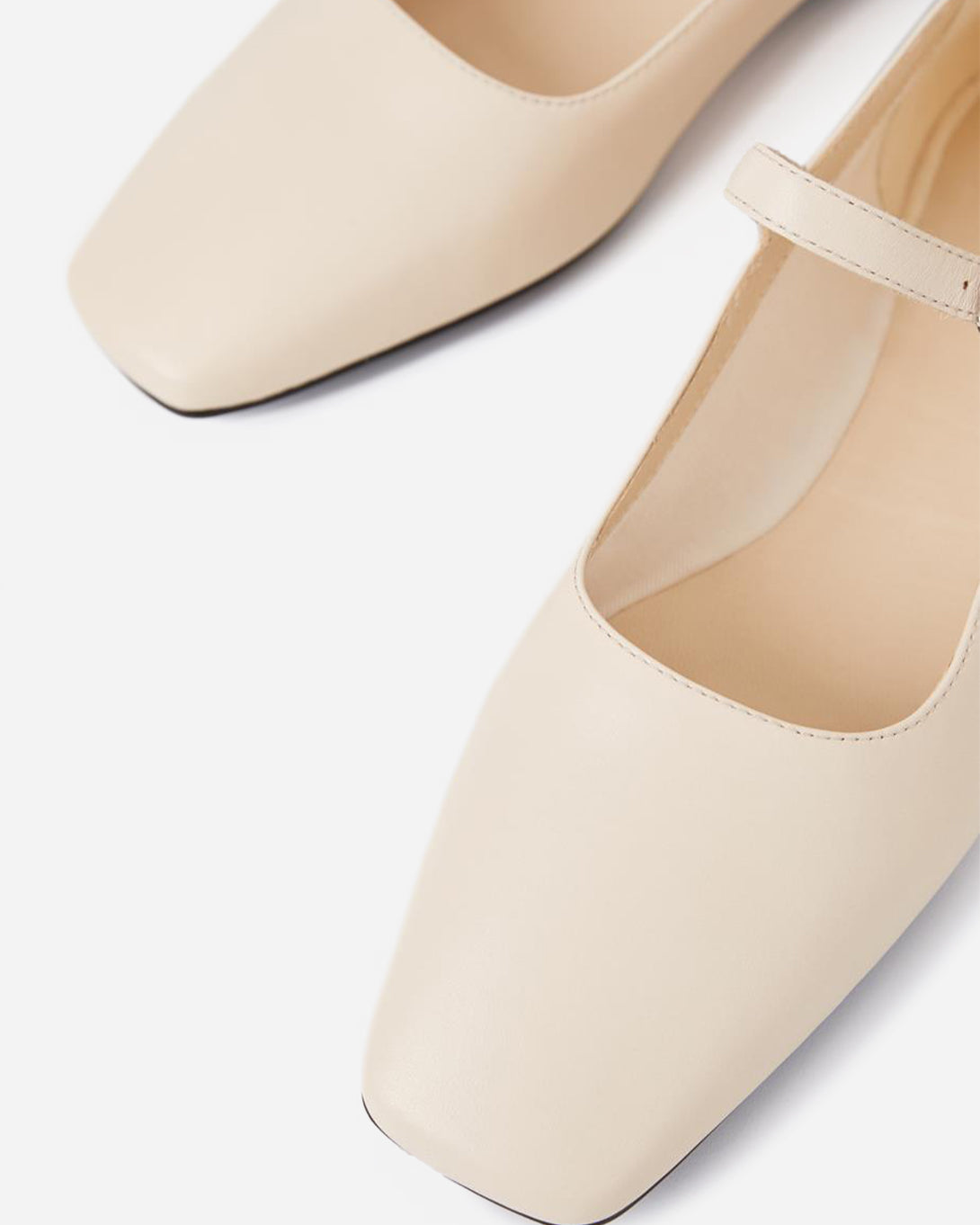Off White Delia Vagabond Shoes Womens Mary Jane