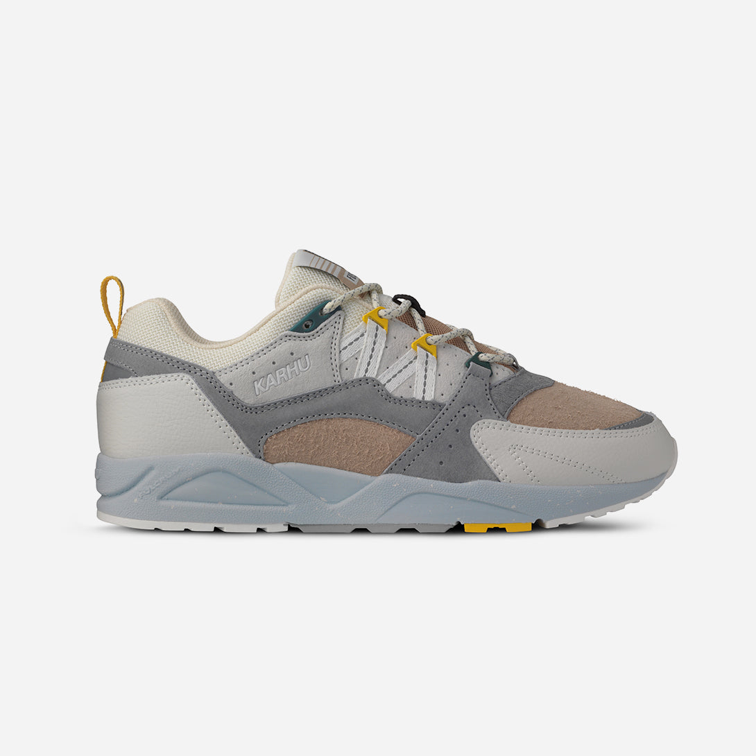 Limestone/Bright White Fusion 2.0 Karhu Sneakers