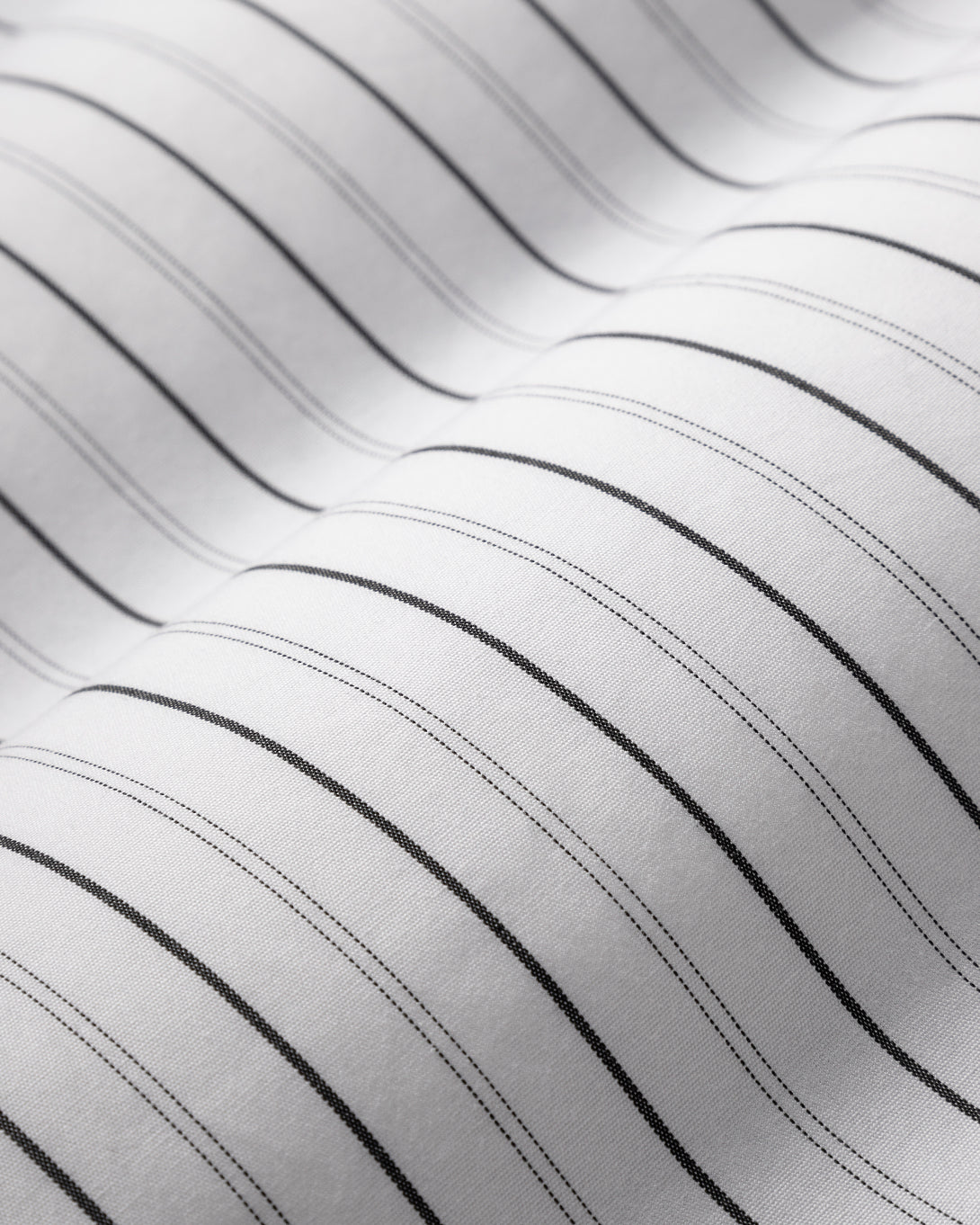 swatch Bright White/Black Stripe