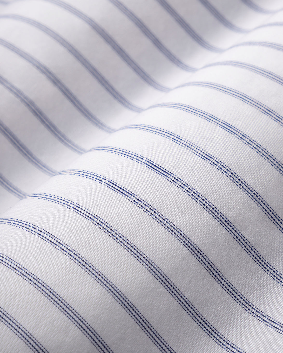swatch Bright White/Mid Blue Stripe