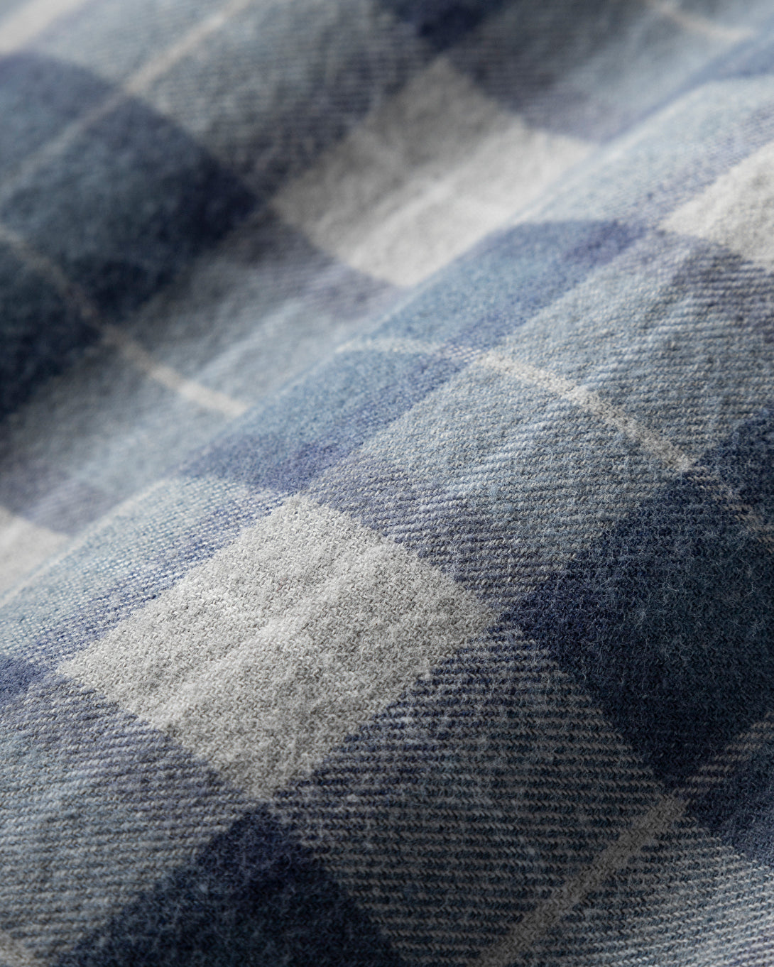 swatch Lt Grey/Mid Blue Check
