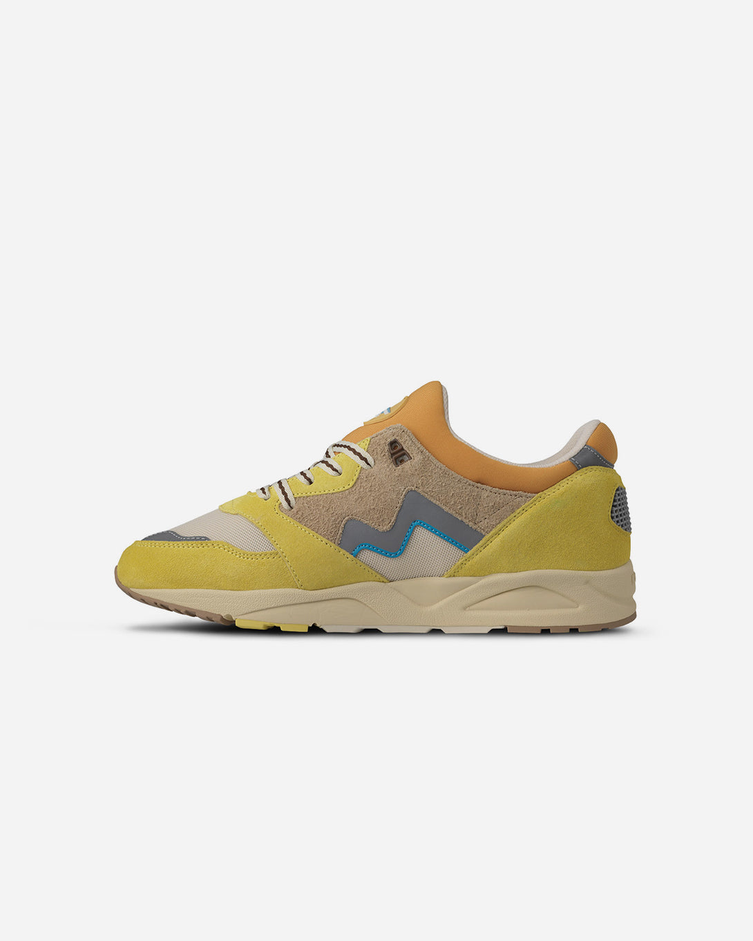 Cream Gold/Warm Taupe Aria 95 Karhu Sneakers Karhu Molkky Series