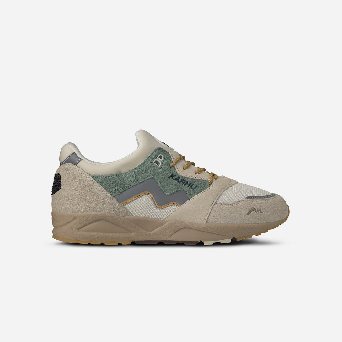Turtledove/Iceberg Green Aria 95 Karhu Sneakers Karhu Molkky Series