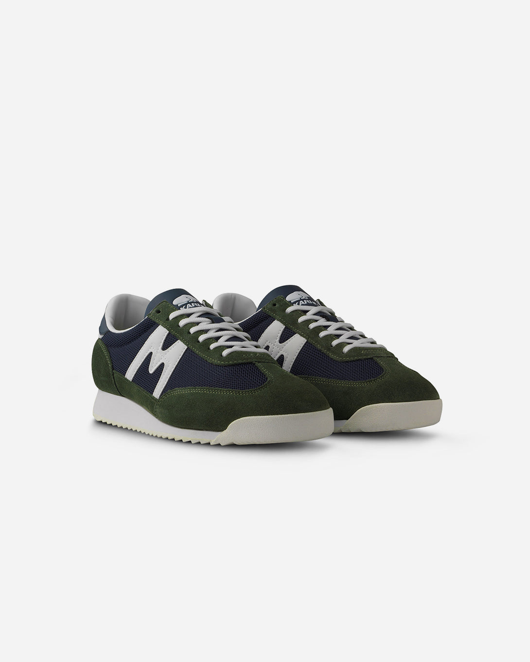 Bronze Green/ White Mestari Karhu Sneakers