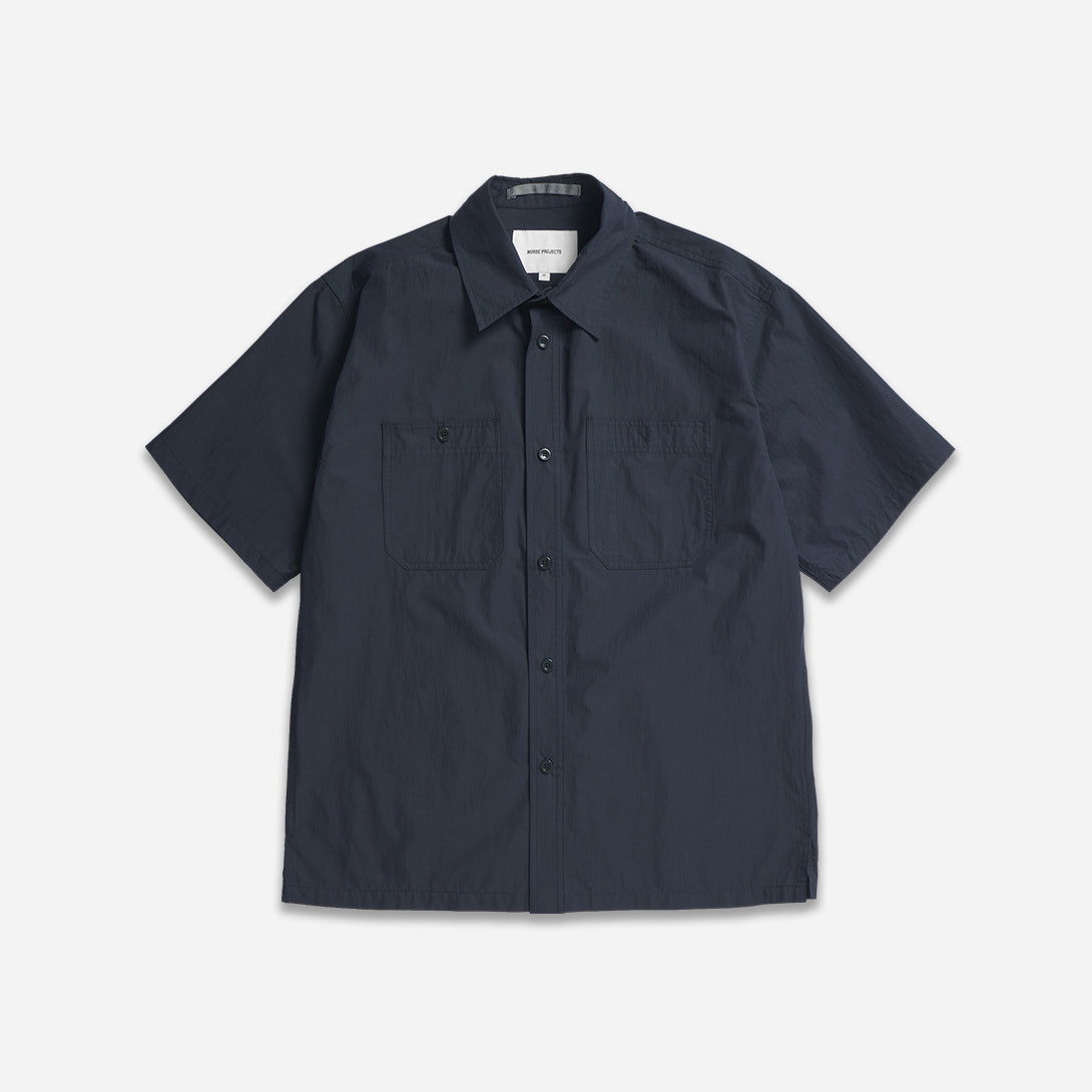 Navy Ivan Tech Poplin SS Shirt Navy Norse Projects Shirt Short Sleeve Button Up