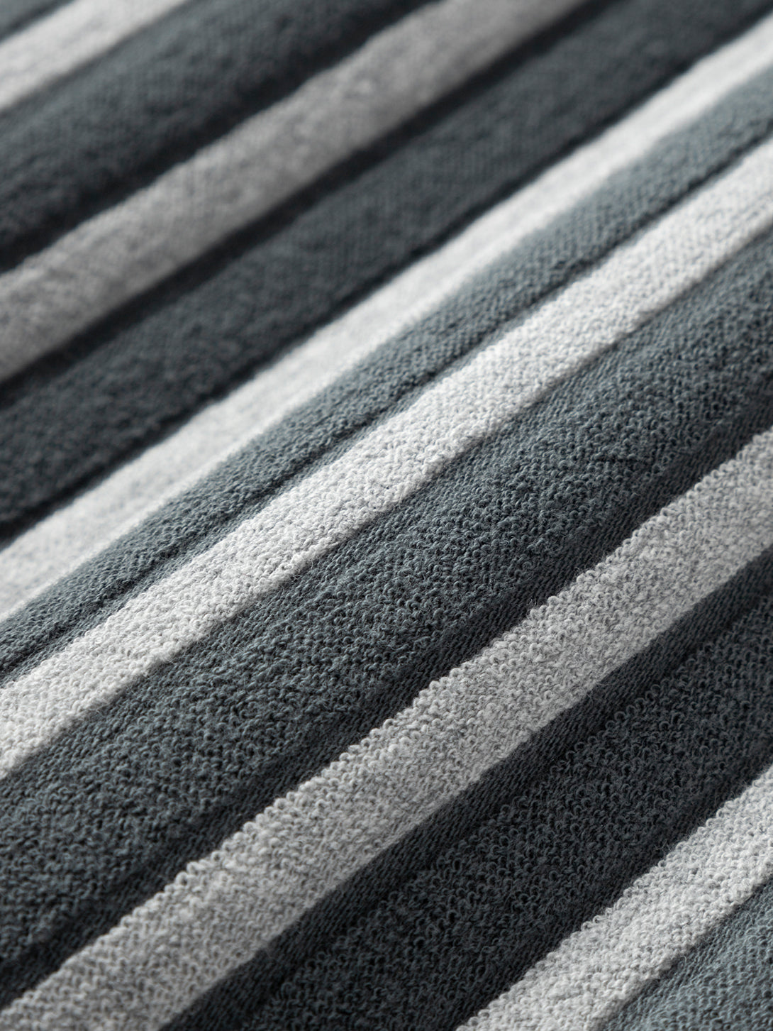 swatch Charcoal/Grey Heather Stripe