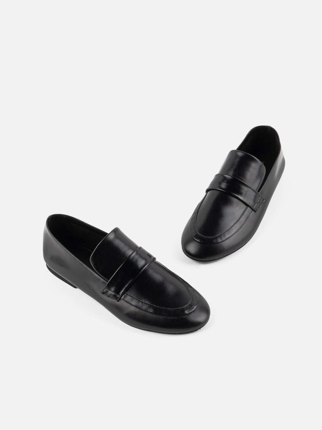 Black Perm Intentionally Blank Shoe Black Leather Loafer