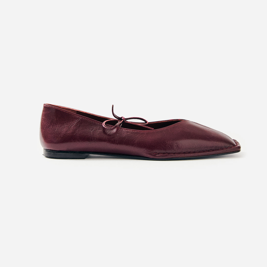 Burgundy Sway Womens Leather Flats Shoes Aloha