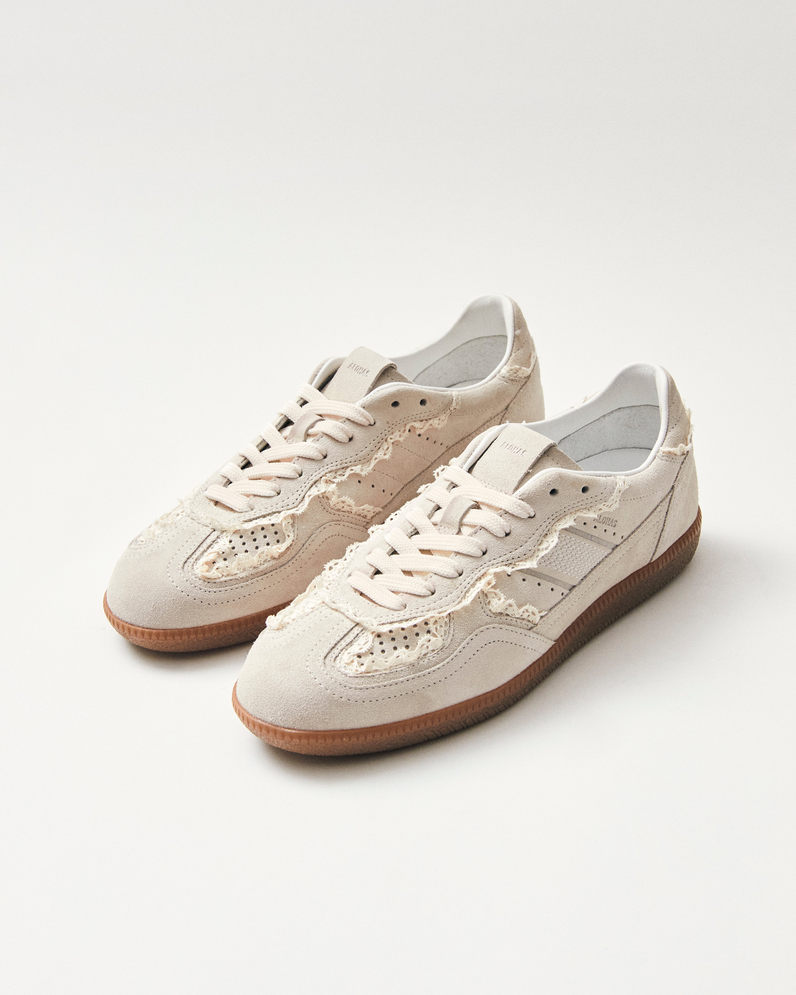 Cream Tb.490 Crochet Mens Alohas Sneakers Mens Shoes