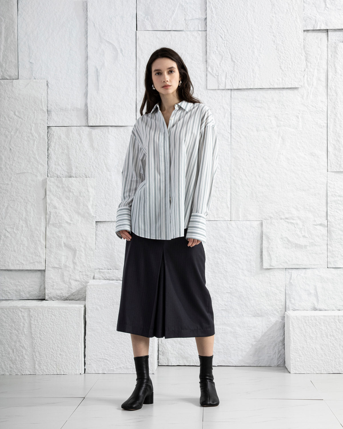 Offwhite/ Icelandic Purple Stripe Striped Back Slit Shirt Womens Striped Relaxed Fit Woven Shirt Striped Pattern Long Sleeve Dress Shirt