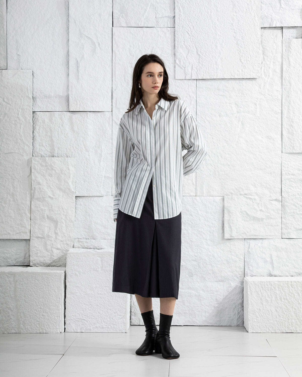 Offwhite/ Icelandic Purple Stripe Striped Back Slit Shirt Womens Striped Relaxed Fit Woven Shirt Striped Pattern Long Sleeve Dress Shirt