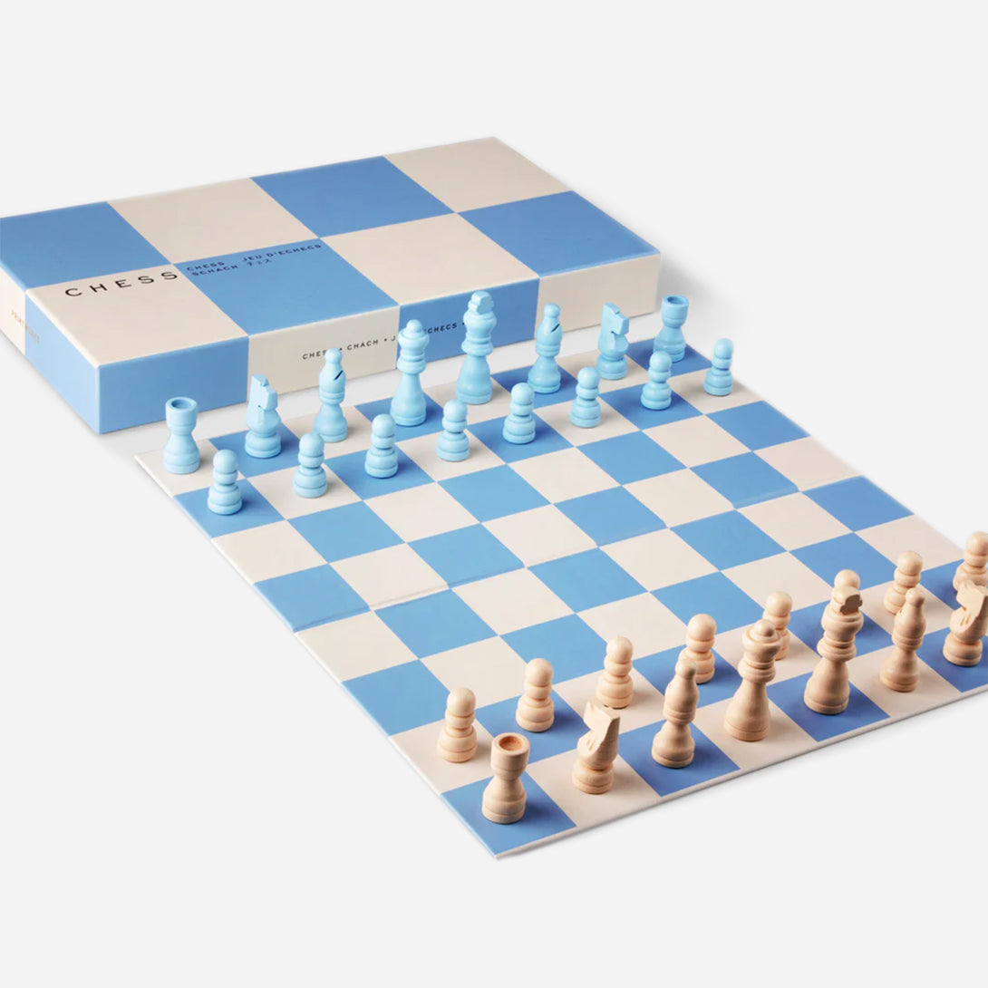 Blue/White Play - Chess