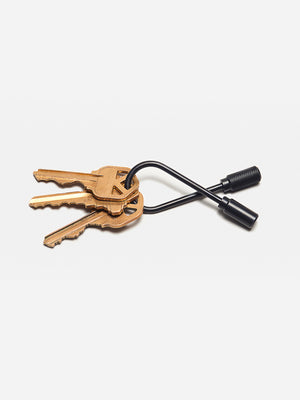 Carbon Black Closed Helix Keyring Men’s Craighill keychain ONS Clothing