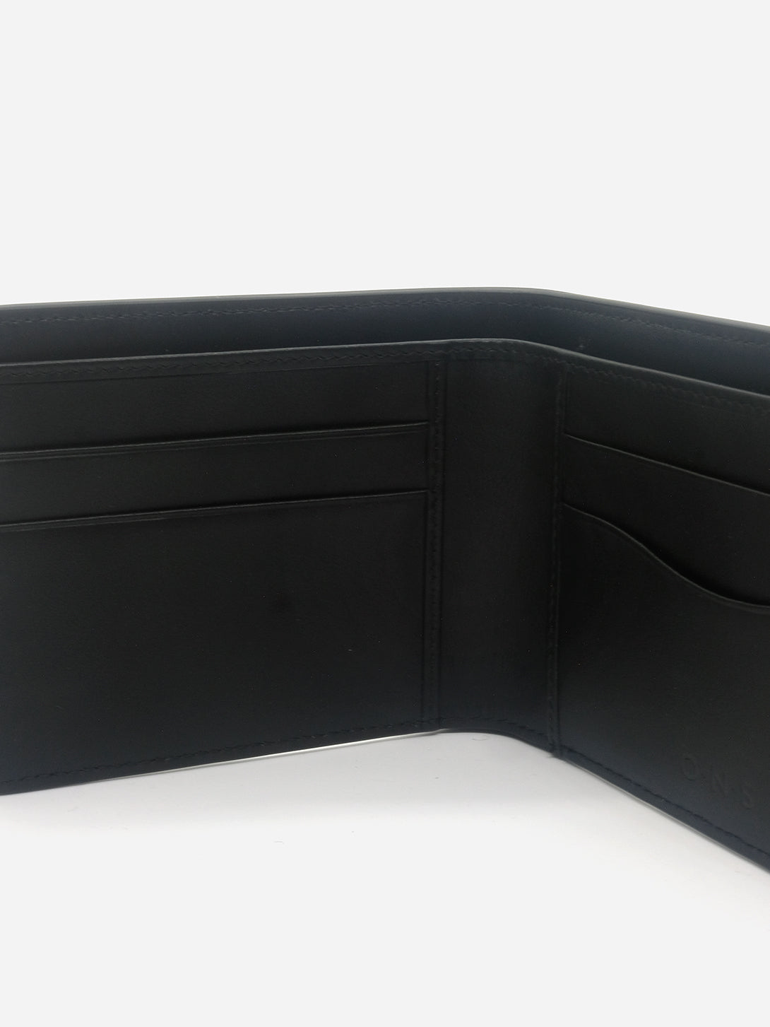 BLACK BILLFOLD WALLET