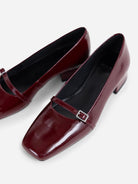 Cherry Debbi Vagabond Womens Shoes