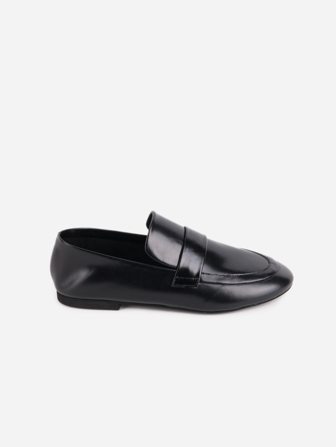 Black Perm Intentionally Blank Shoe Black Leather Loafer 