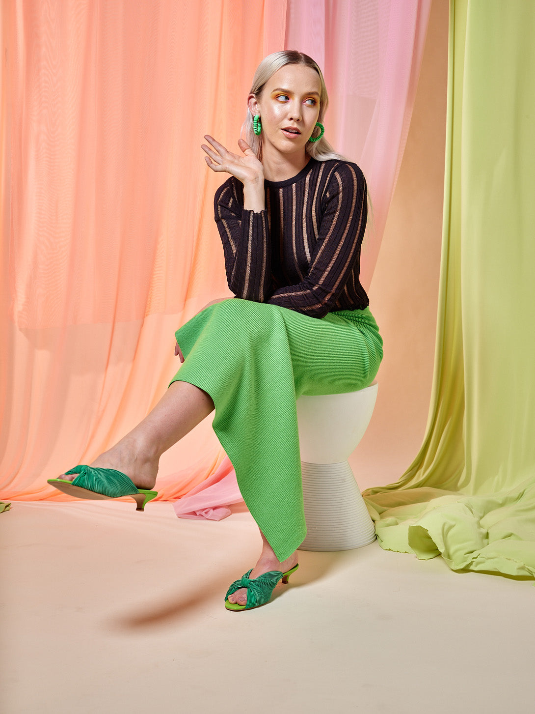 Grass Curfew Womens Intentionally Blank Green Low Heel Shoe 