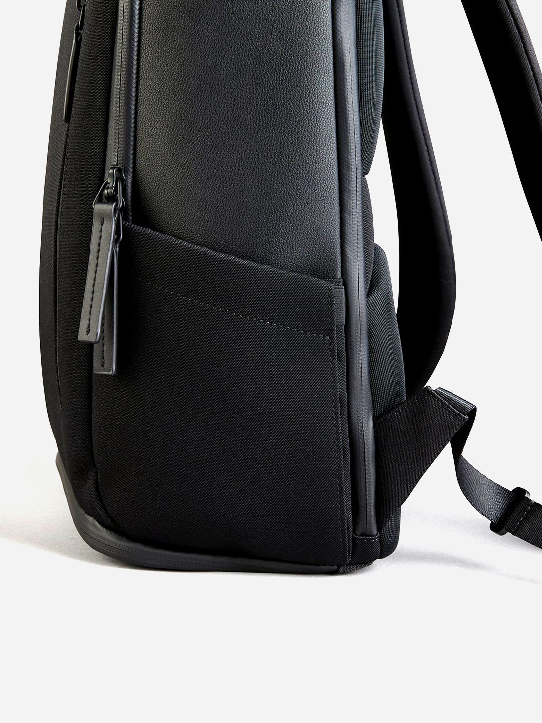 Black Pioneer Backpack Troubadour Everyday Bag