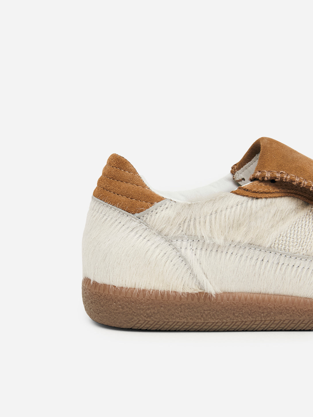 Tan Tb. 490 Club Soft Alohas Calf Hair Sneakers Womens Shoes