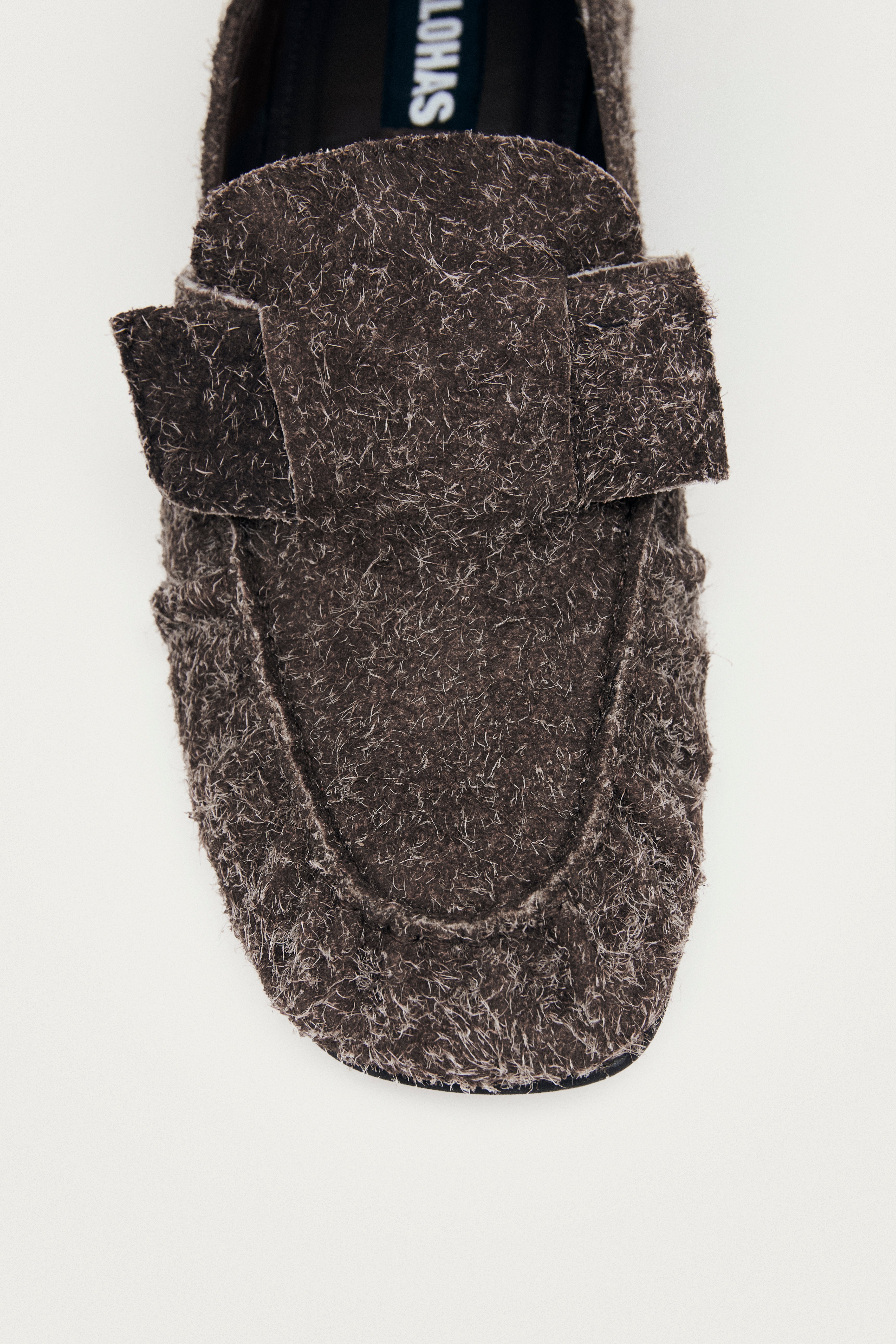 Fuzzy Brown Aeryn Suede Alohas Shoes 