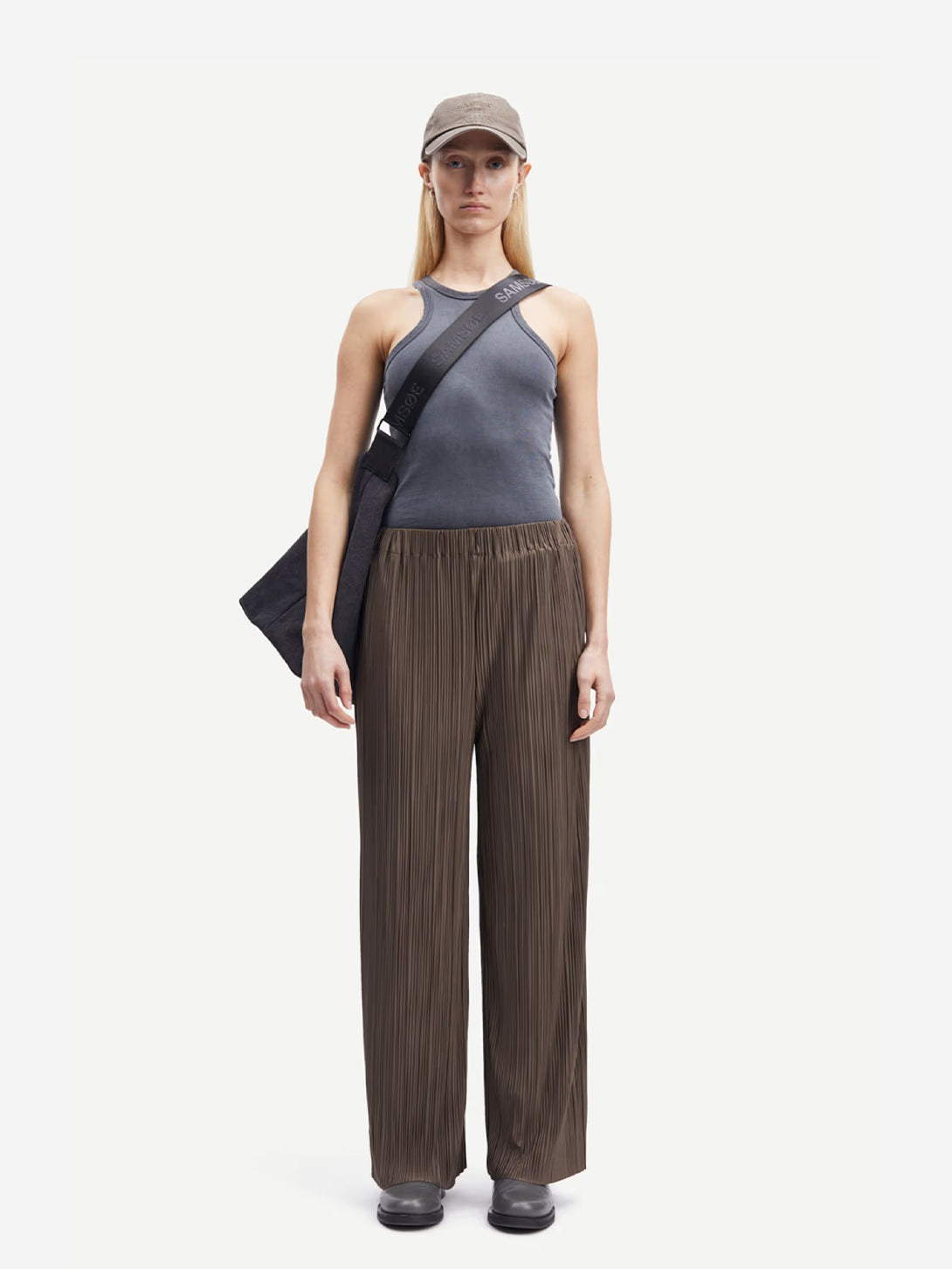 Major Brown Uma Trousers Womens Lightweight Pants Relaxed Fit Samsoe Samsoe 