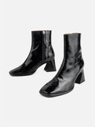 Black Taffy Womens Intentionally Blank Leather Boots Womens Heel Boots 