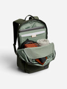 Olive Classic Daypack Bellroy Backpack 