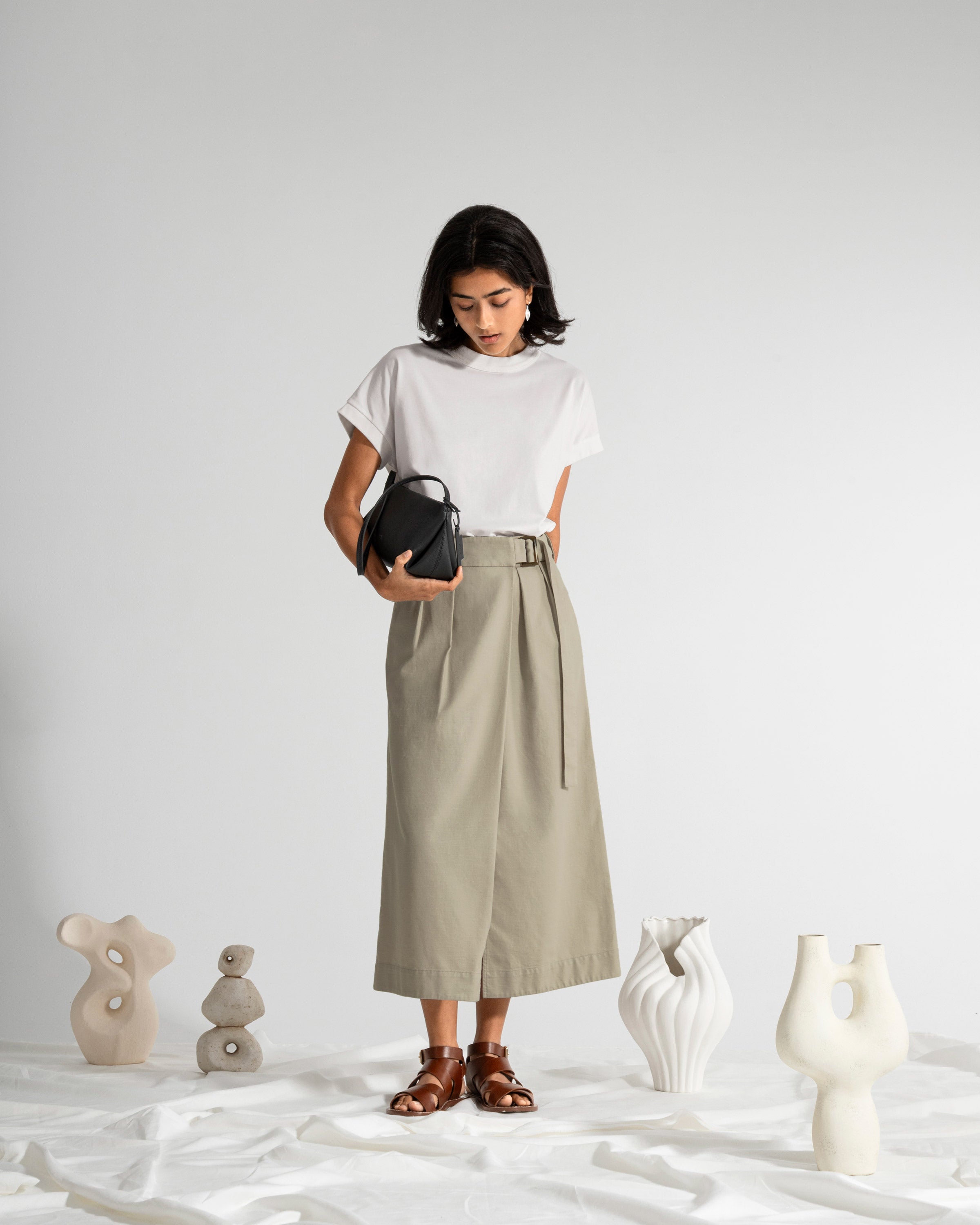 Offwhite Simple Tee Womens Short Sleeve Tee Shirt Cropped Sleeve Tee Basic Simple Tee Shirt Womens Summer Tee 