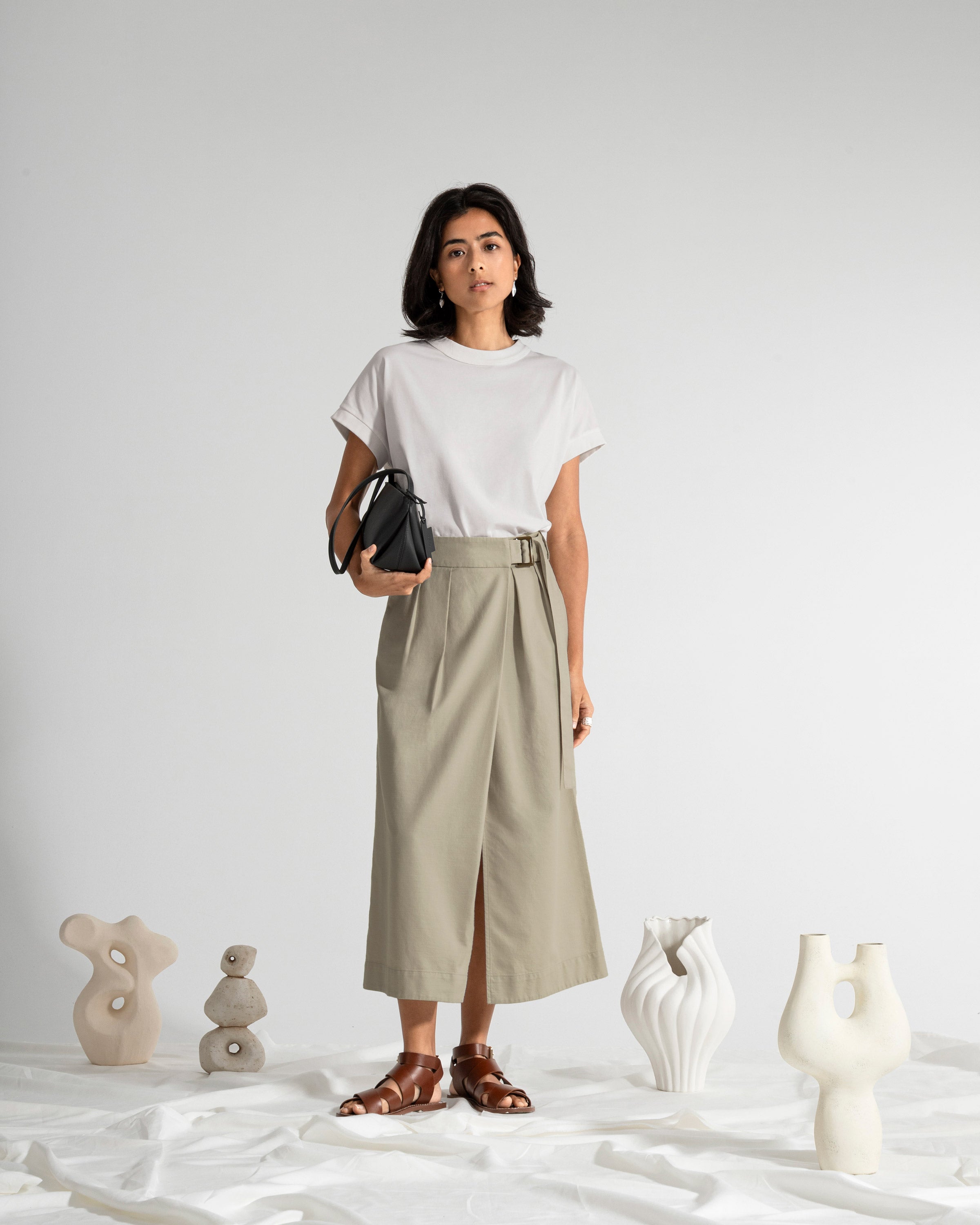 Offwhite Simple Tee Womens Short Sleeve Tee Shirt Cropped Sleeve Tee Basic Simple Tee Shirt Womens Summer Tee 