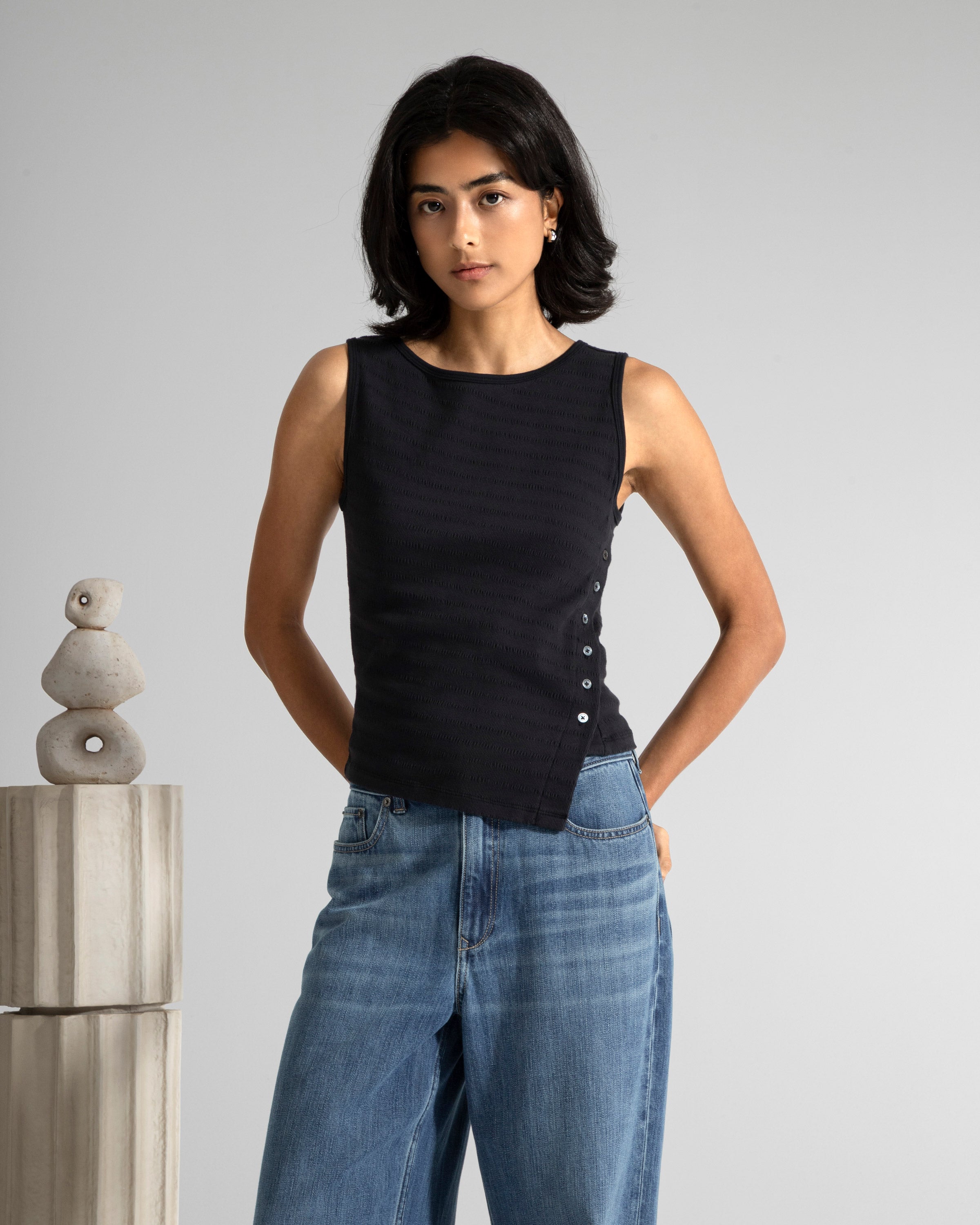 Asymmetric Hem Tank Jacquard – ONS Clothing