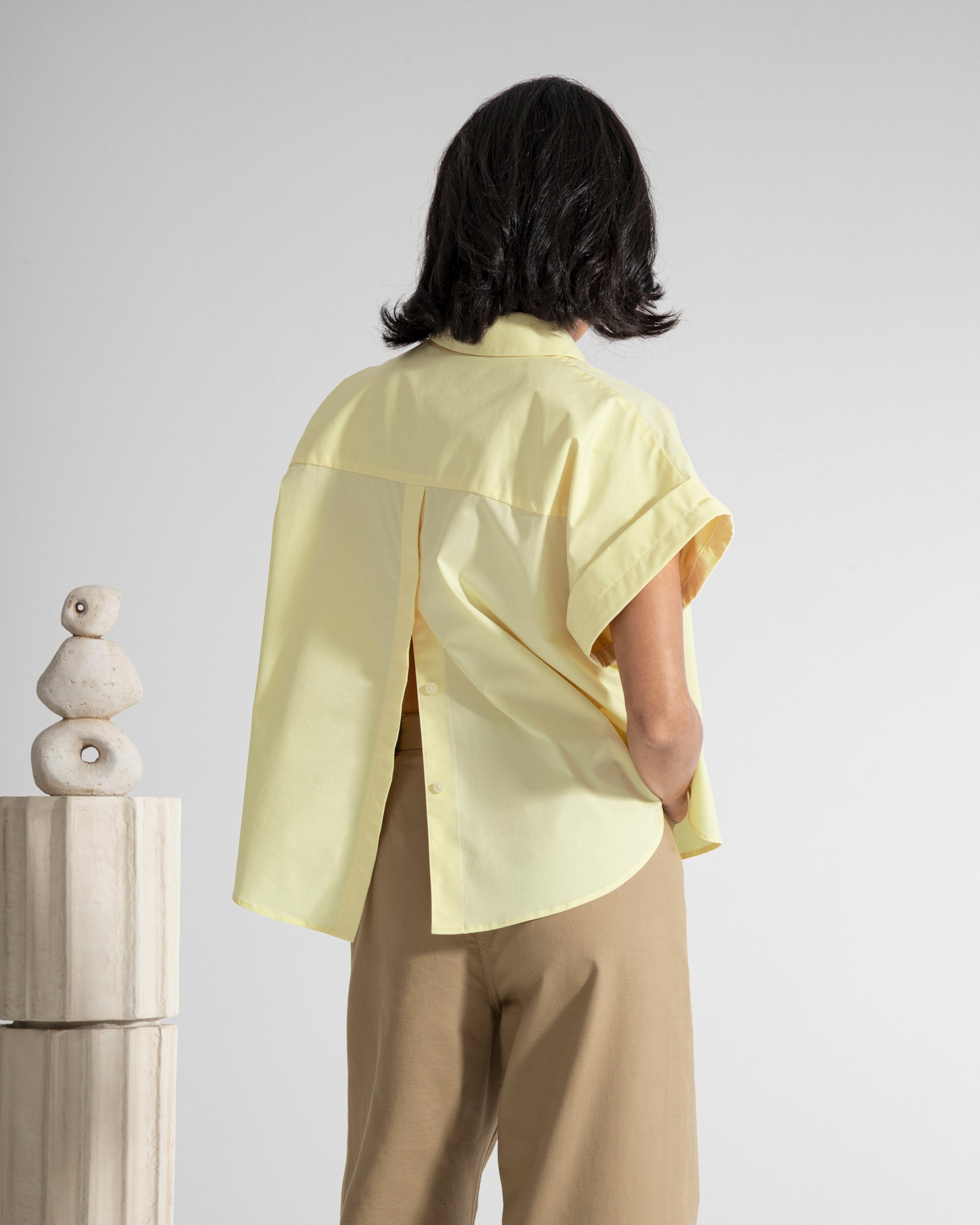 Lemonade Back Slit SS Shirt Womens Button Up Collared Short Sleeve Shirt Woven Womens Tee 