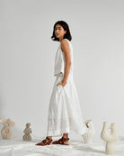 Offwhite Voluminous Oeuvres SkirtWomens Mid Length Skirt White Color Detail Textured 