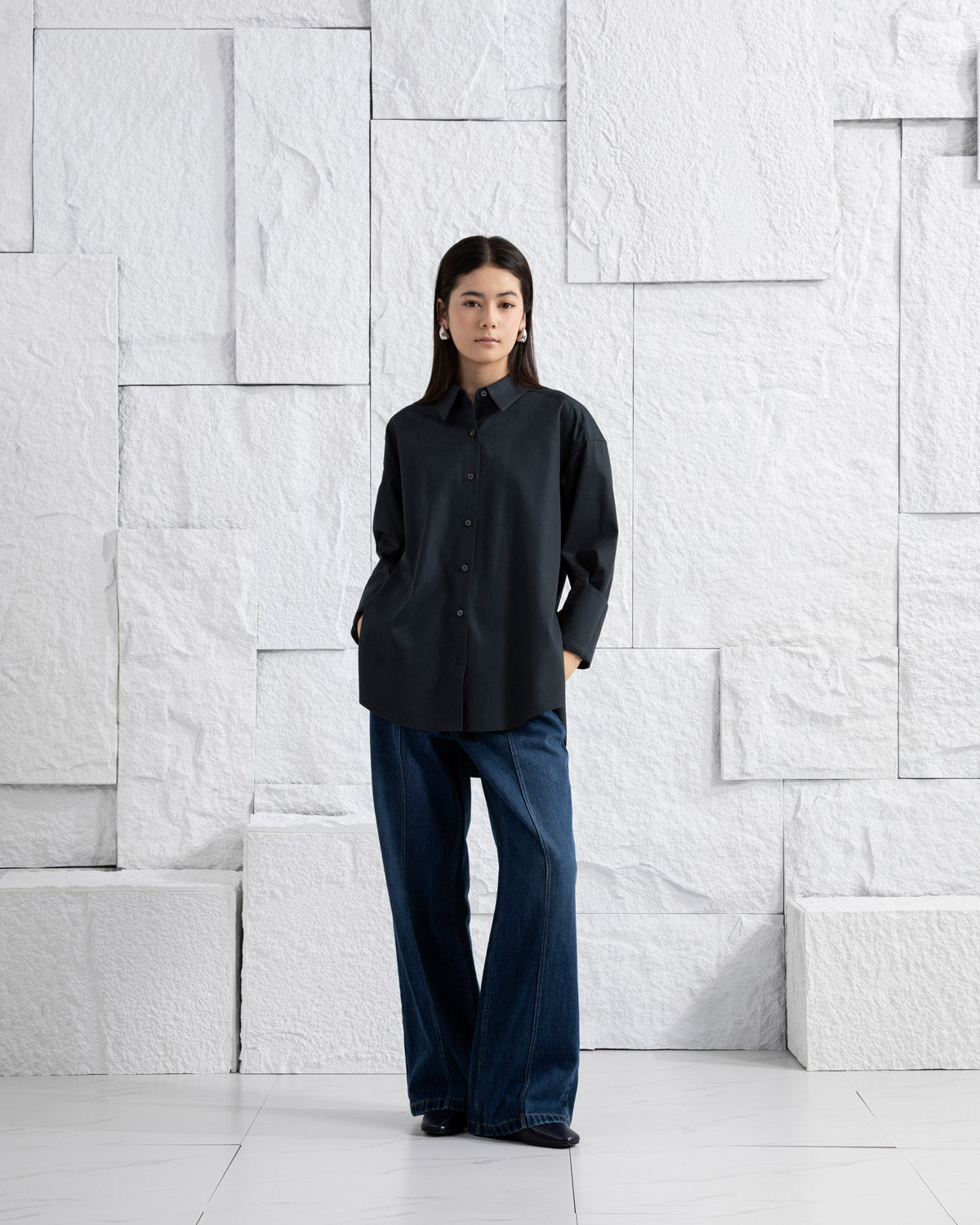 Carbon Oversized Shirt Womens Relaxed Fit Button Up Shirt Collared Shirt 