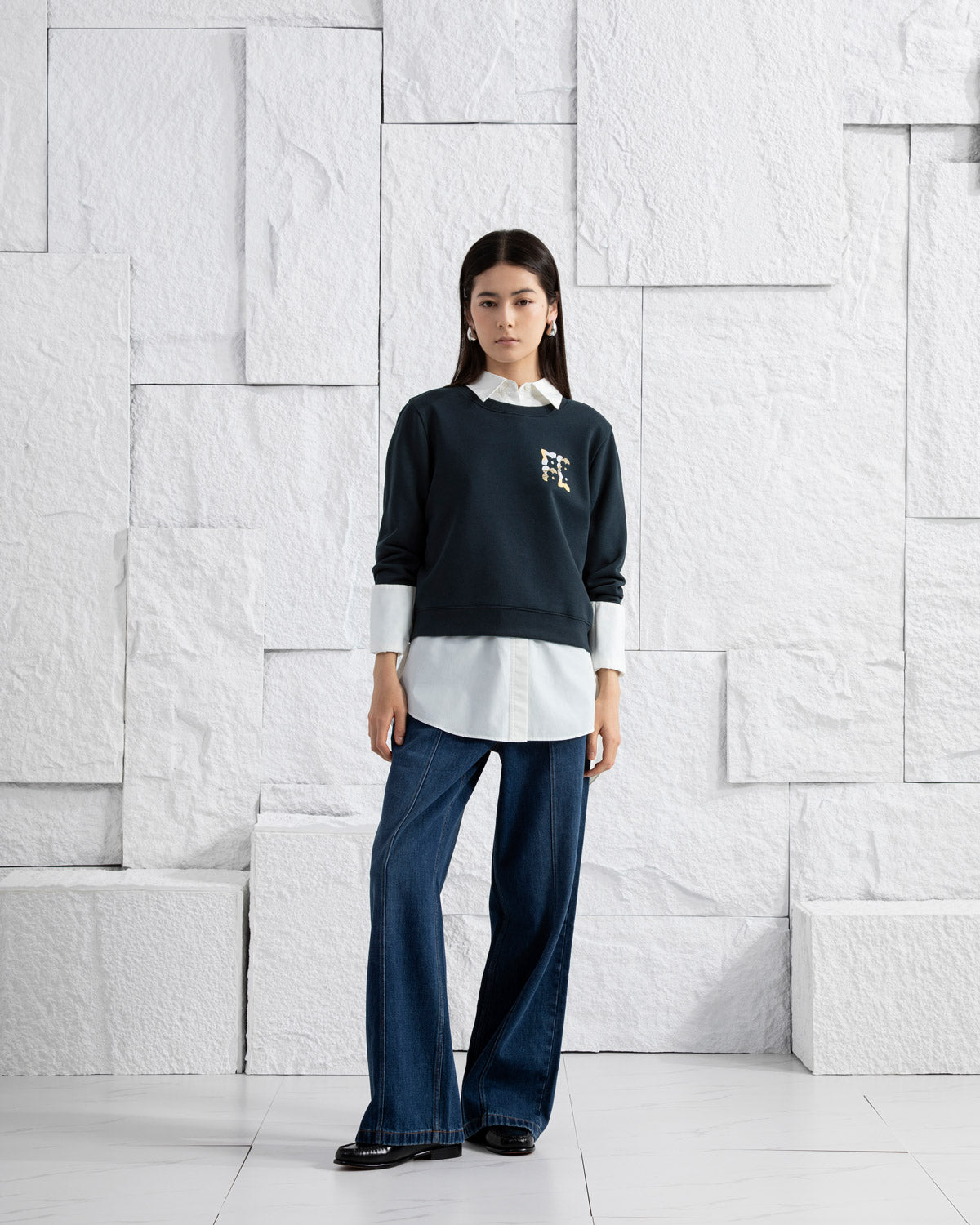Carbon FC Motif Sweatshirt Womens Crewneck Sweatshirt Pullover Graphic Sweatshirt 