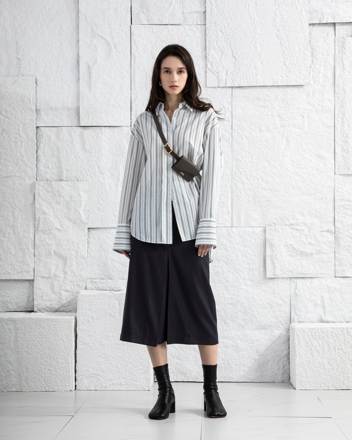 Offwhite/ Icelandic Purple Stripe Striped Back Slit Shirt Womens Striped Relaxed Fit Woven Shirt Striped Pattern Long Sleeve Dress Shirt 
