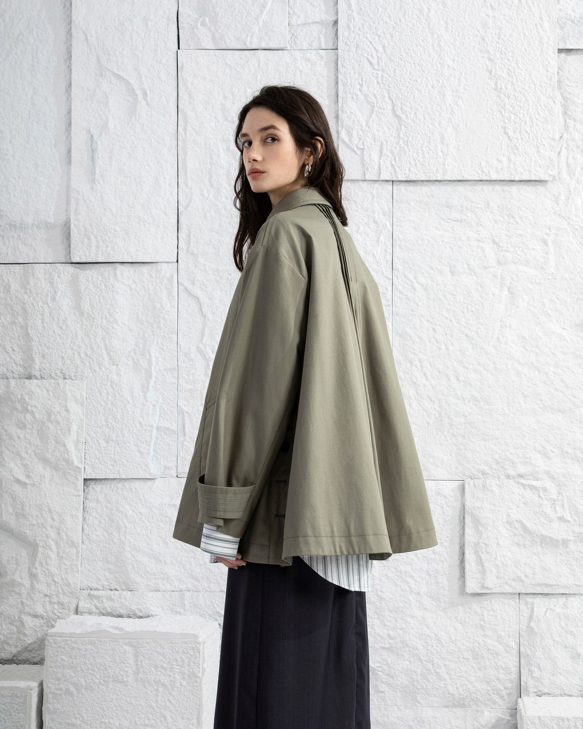 Shadow Green Side Slit City Jacket Womens Boxy Jacket Wide Sleeves Collared Button Up Outerwear 