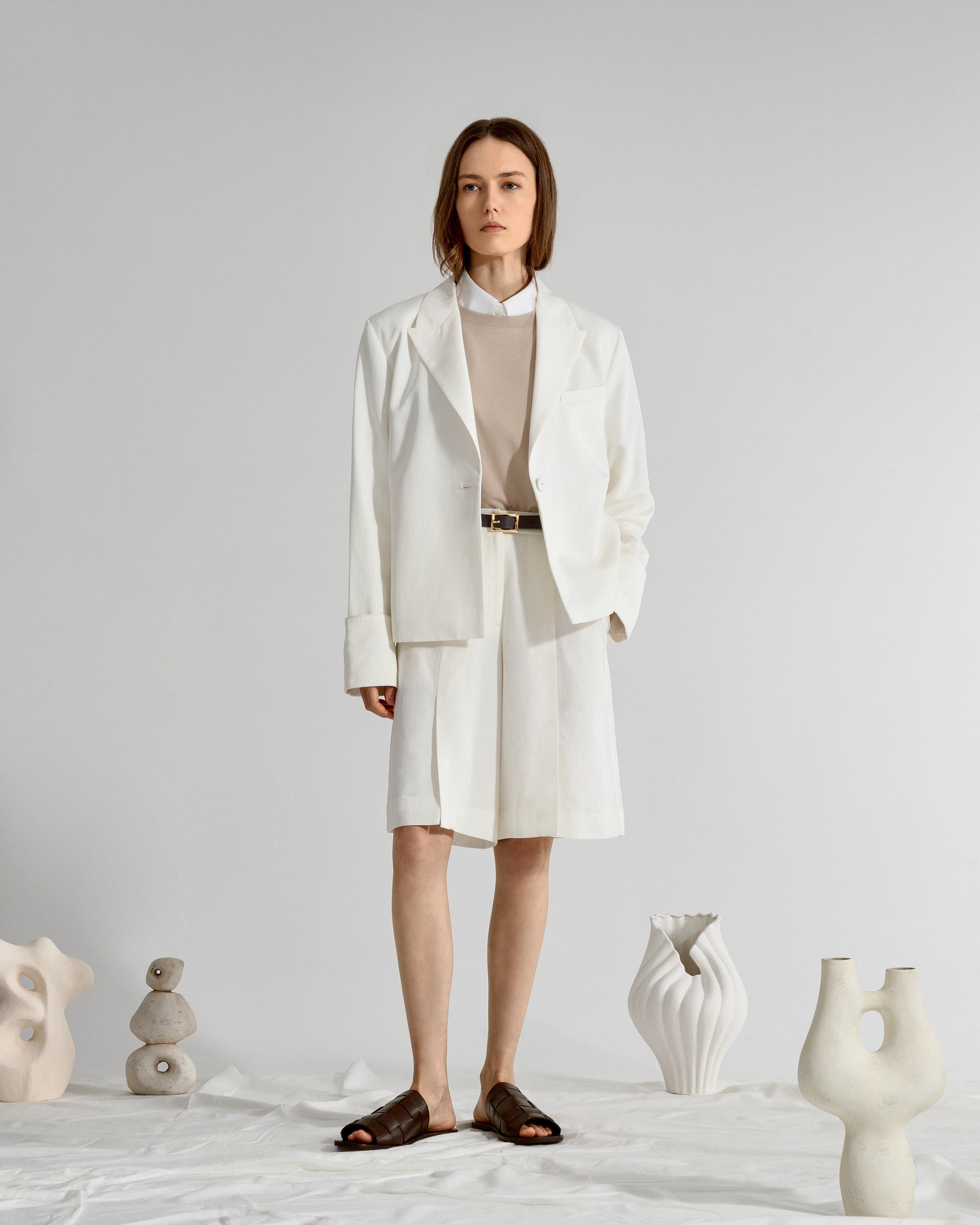 Offwhite Front Slits Tailored Shorts Womens Pleated White Shorts Womens Wide Leg Shorts 