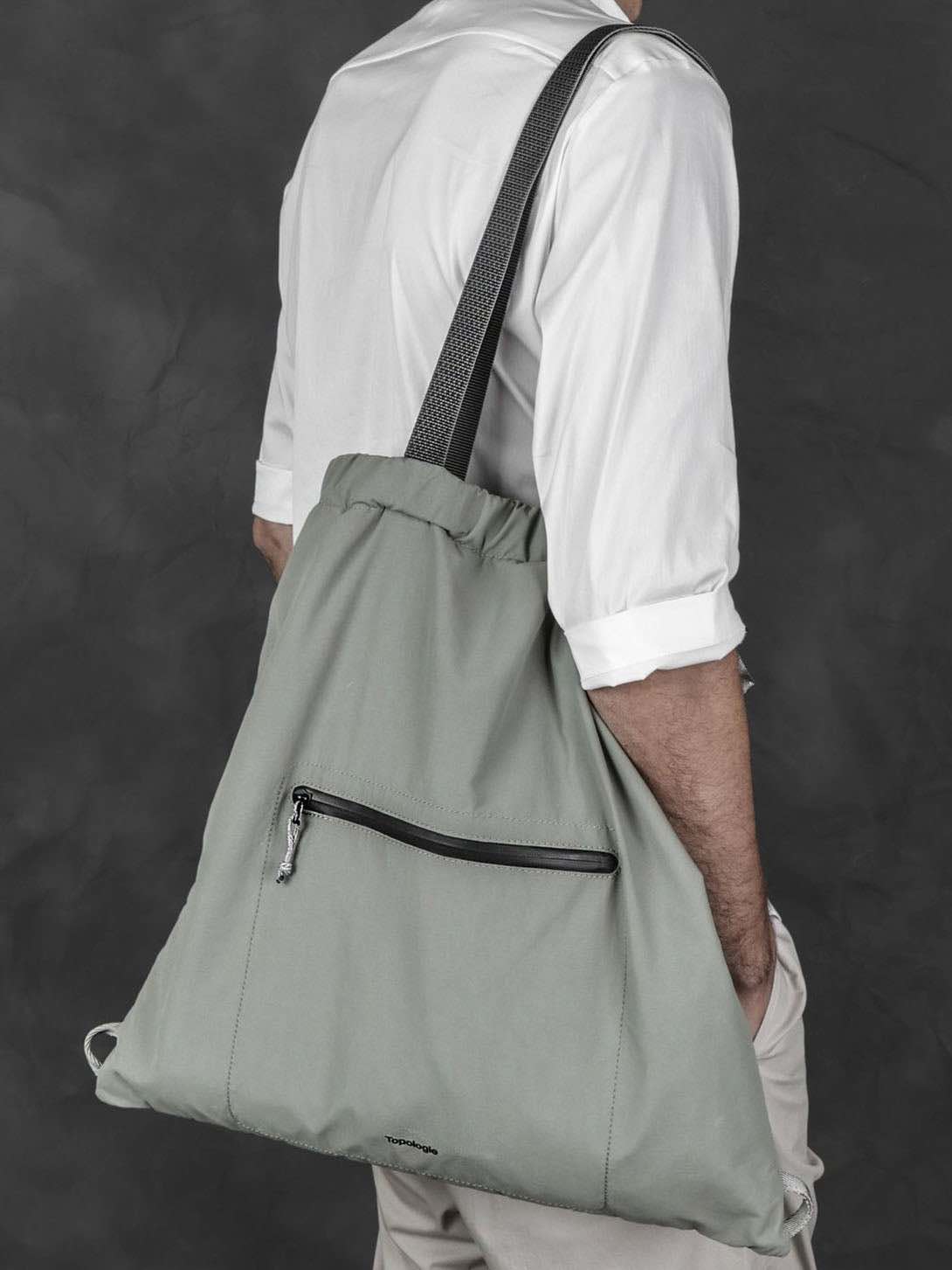 Moss Draw Tote Topologie